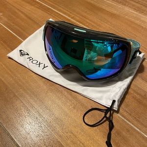 Roxy snow goggles